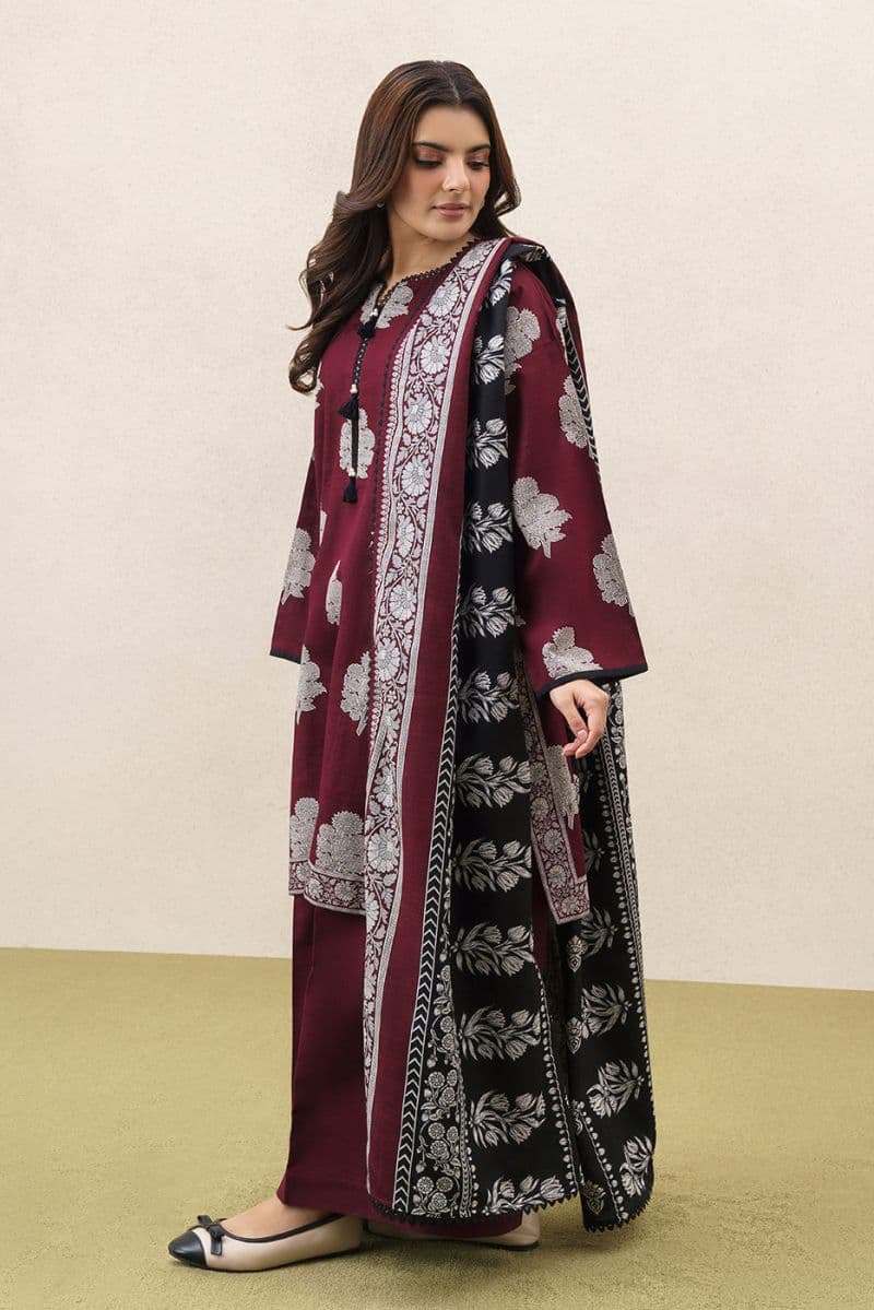3 PIECE PRINTEDED SLUB KHADDAR SUIT-REGAL WEAVE (UNSTITCHED) thumbnail