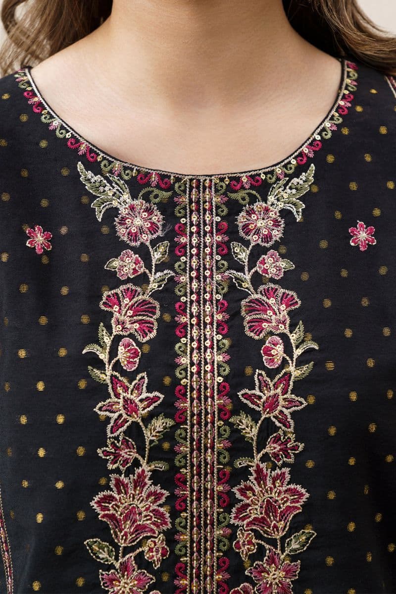 3 PIECE EMBROIDERED YARN DYED JACQUARD SUIT-GARNET GRACE (UNSTITCHED) thumbnail