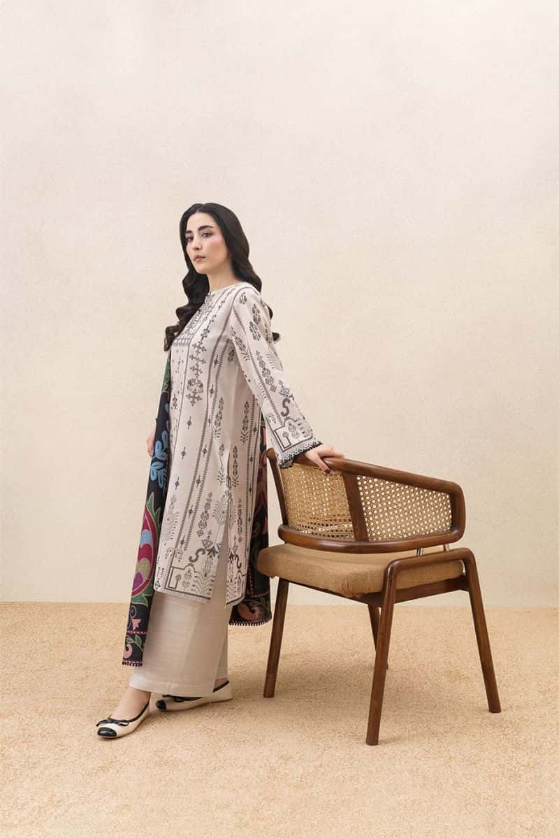3 PIECE PRINTED SLUB KHADDAR SUIT-WHISPERING FLORALS ( UNSTITCHED )