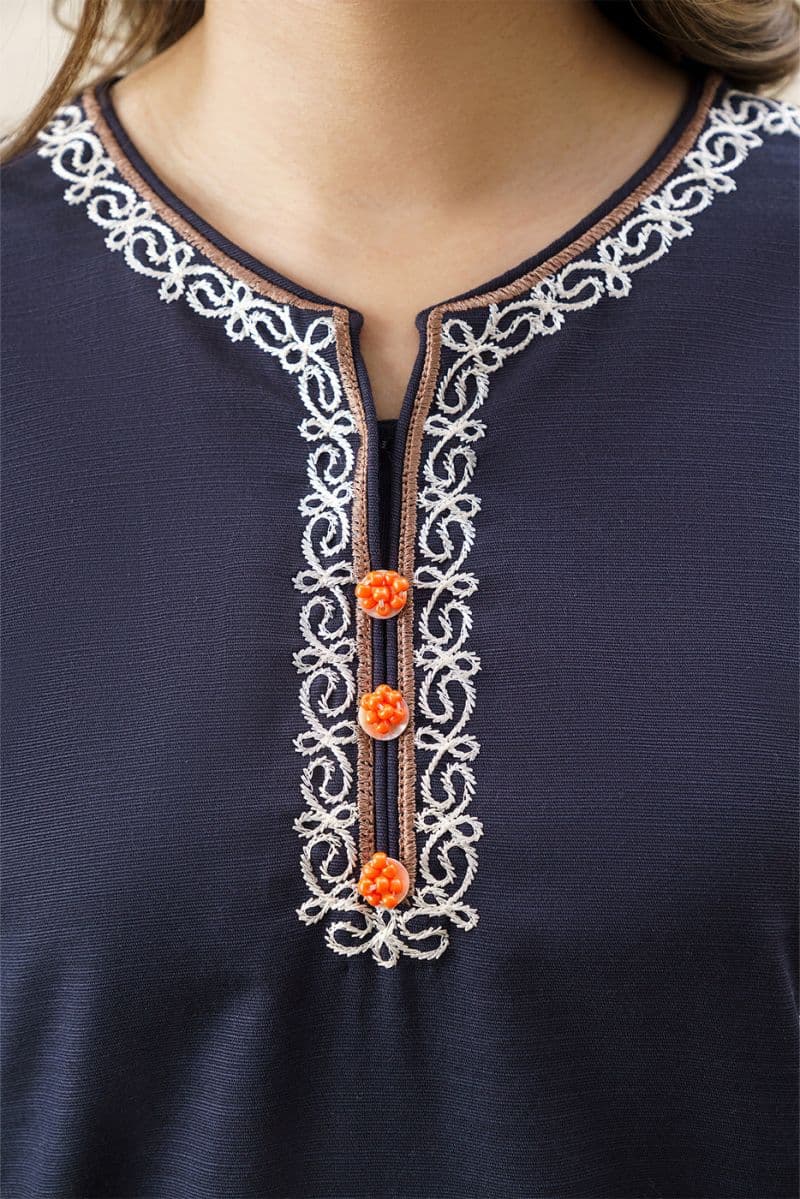 2 PIECE EMBROIDERED SLUB KHADDAR SUIT (PRET) thumbnail