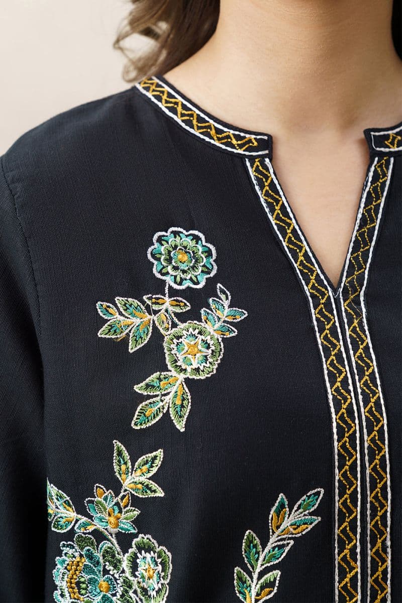 2 PIECE EMBROIDERED SLUB KHADDAR SUIT (PRET) thumbnail