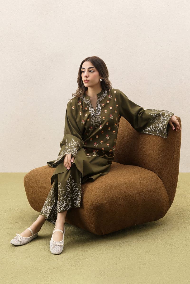2 PIECE EMBROIDERED SLUB KHADDAR SUIT (PRET) thumbnail