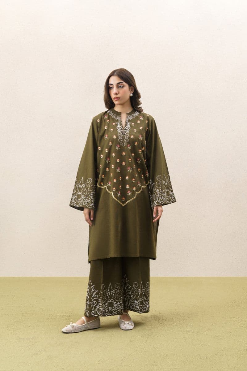 2 PIECE EMBROIDERED SLUB KHADDAR SUIT (PRET) thumbnail