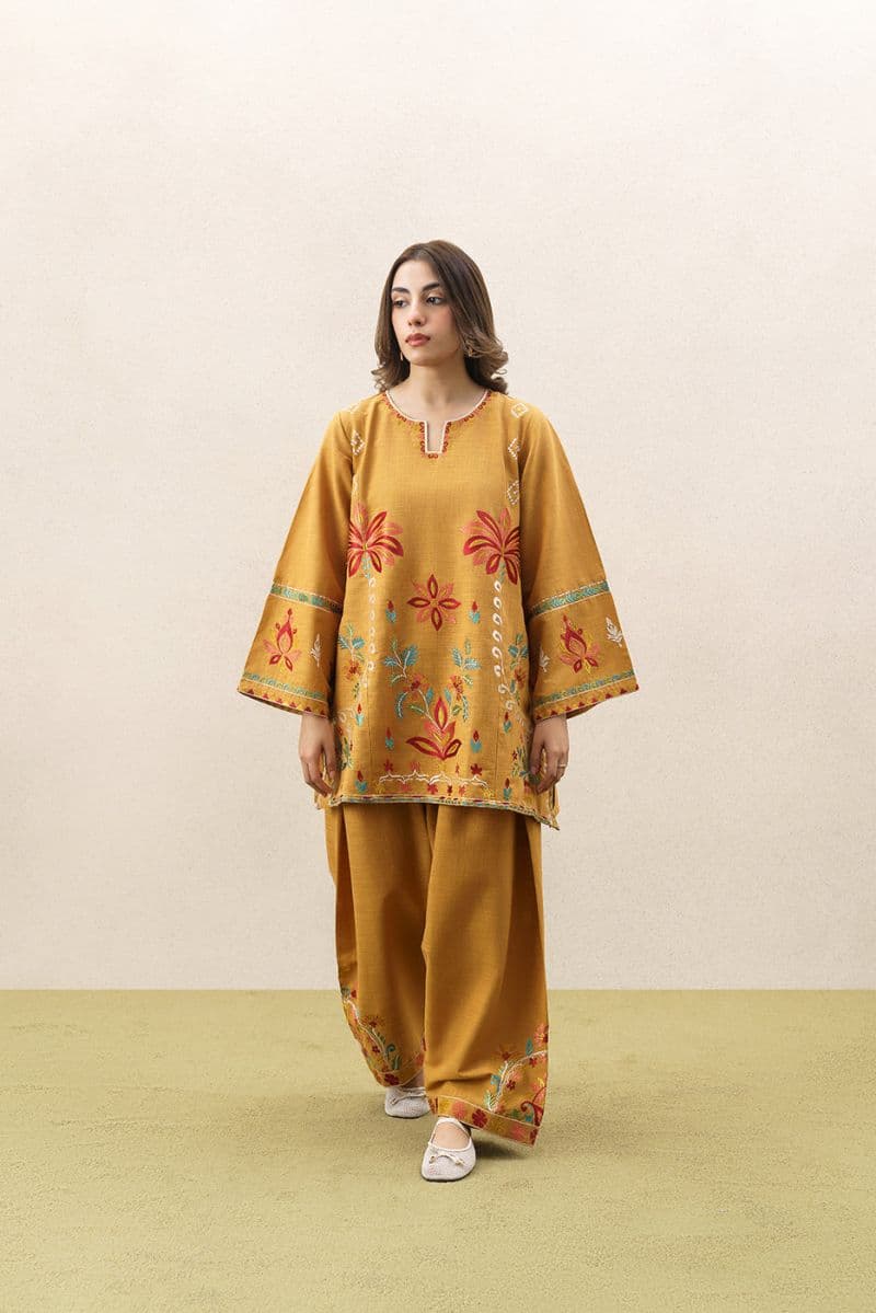 2 PIECE EMBROIDERED TWO WAY SLUB SUIT (PRET) thumbnail