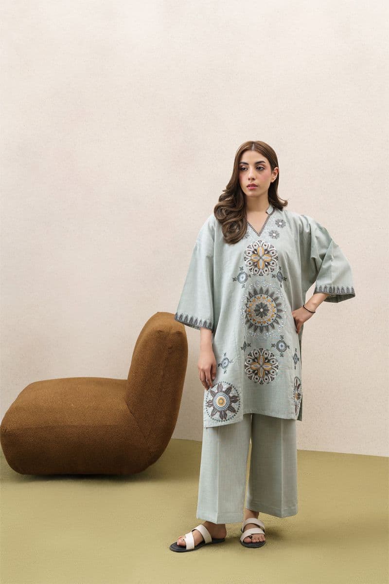 2 PIECE EMBROIDERED TWO WAY SLUB SUIT (PRET) thumbnail