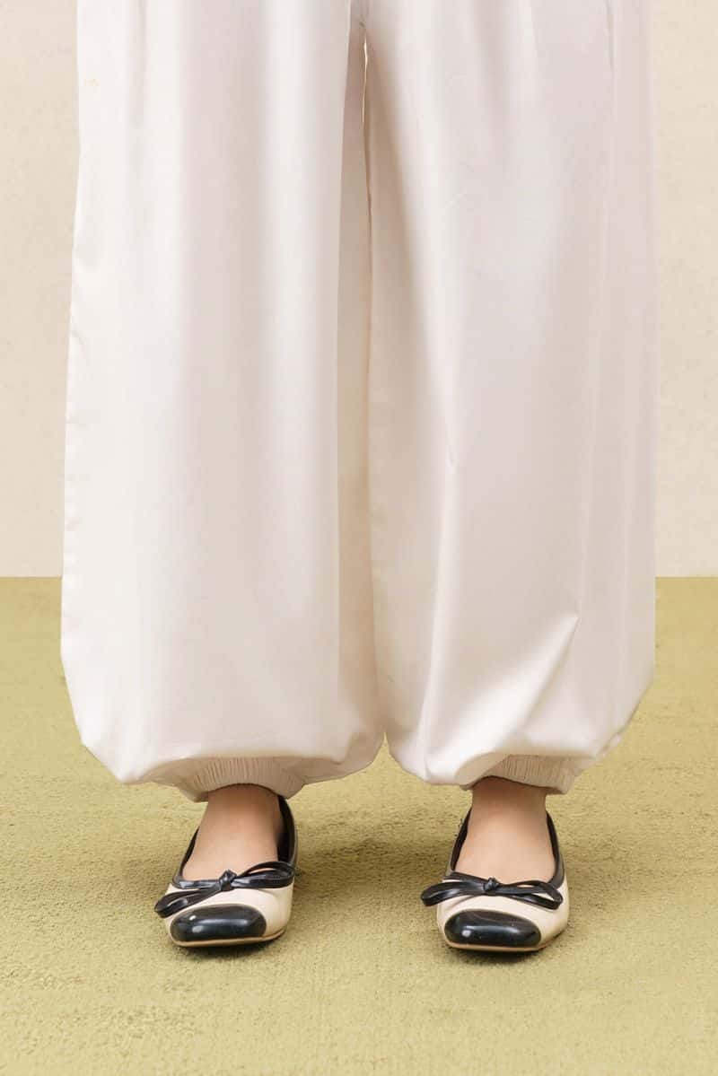 Balloon Pants - alternate view