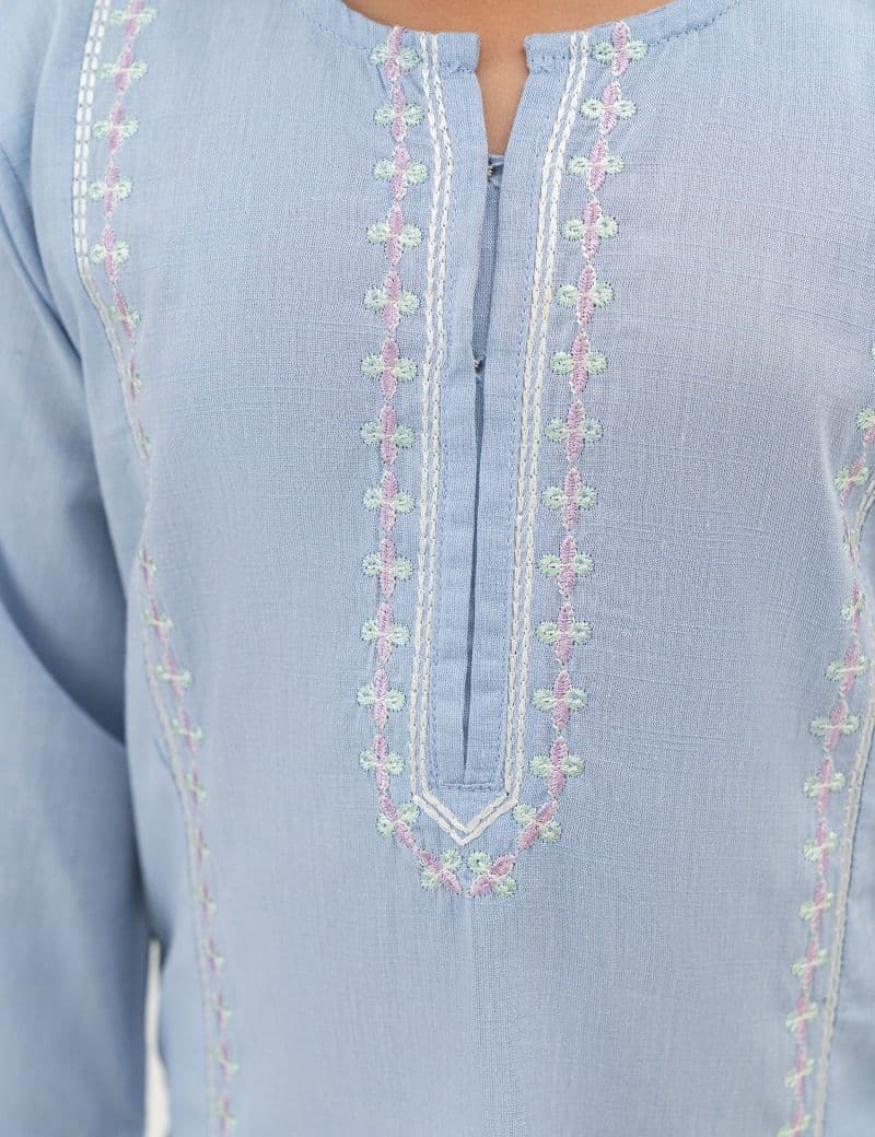 2 PIECE EMBROIDERED SUIT thumbnail