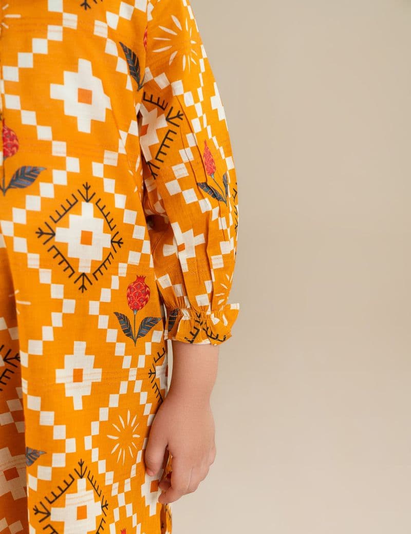 2 PIECE BLOCK PRINTED SUIT thumbnail