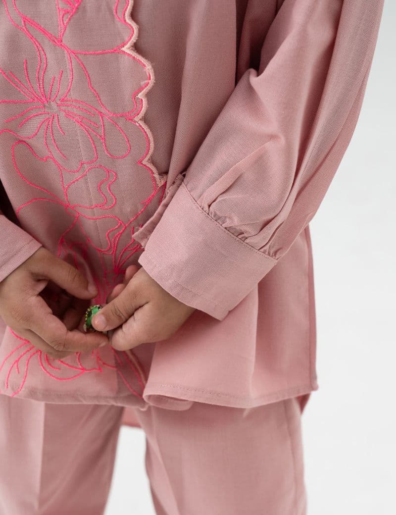 2 PIECE EMBROIDERED SUIT thumbnail
