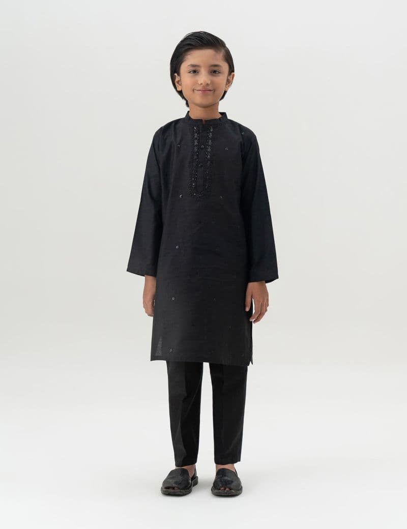 2 PIECE EMBROIDERED SUIT thumbnail