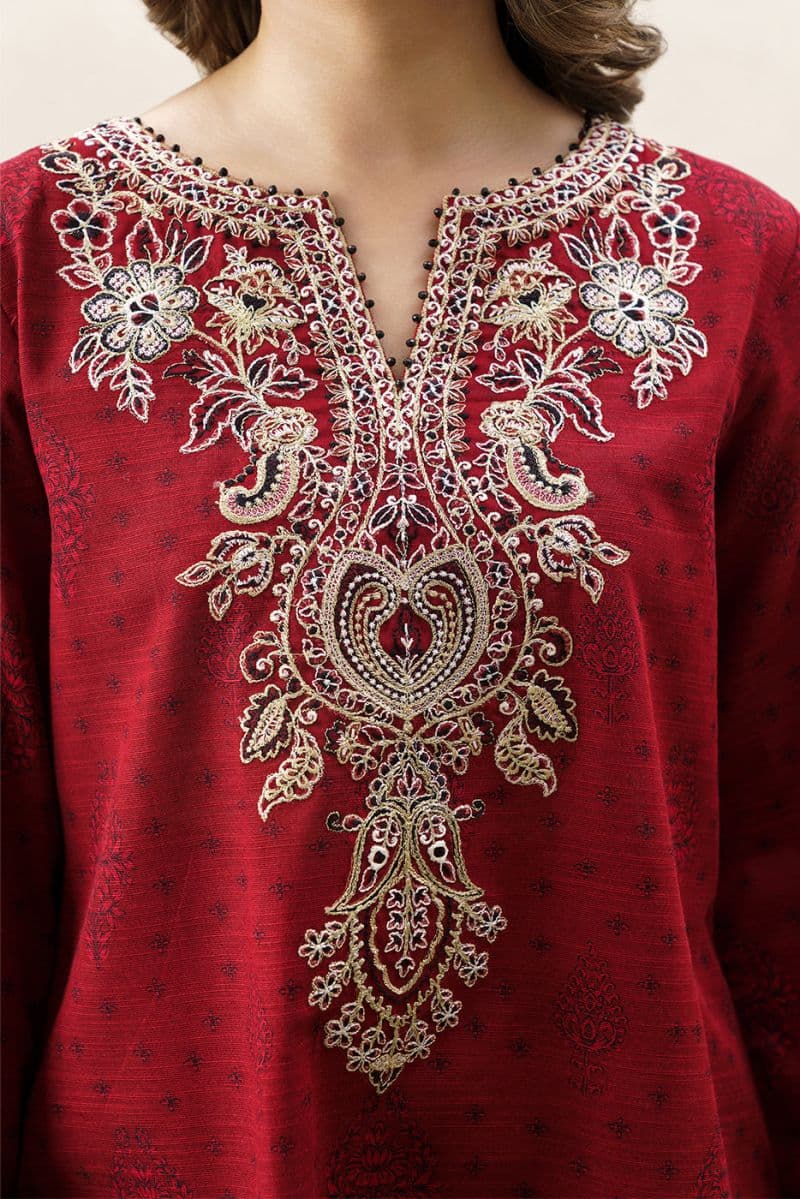 3 PIECE EMBROIDERED KHADDAR SUIT WITH SHAWL-GARNET CRUSH (UNSTITCHED) thumbnail