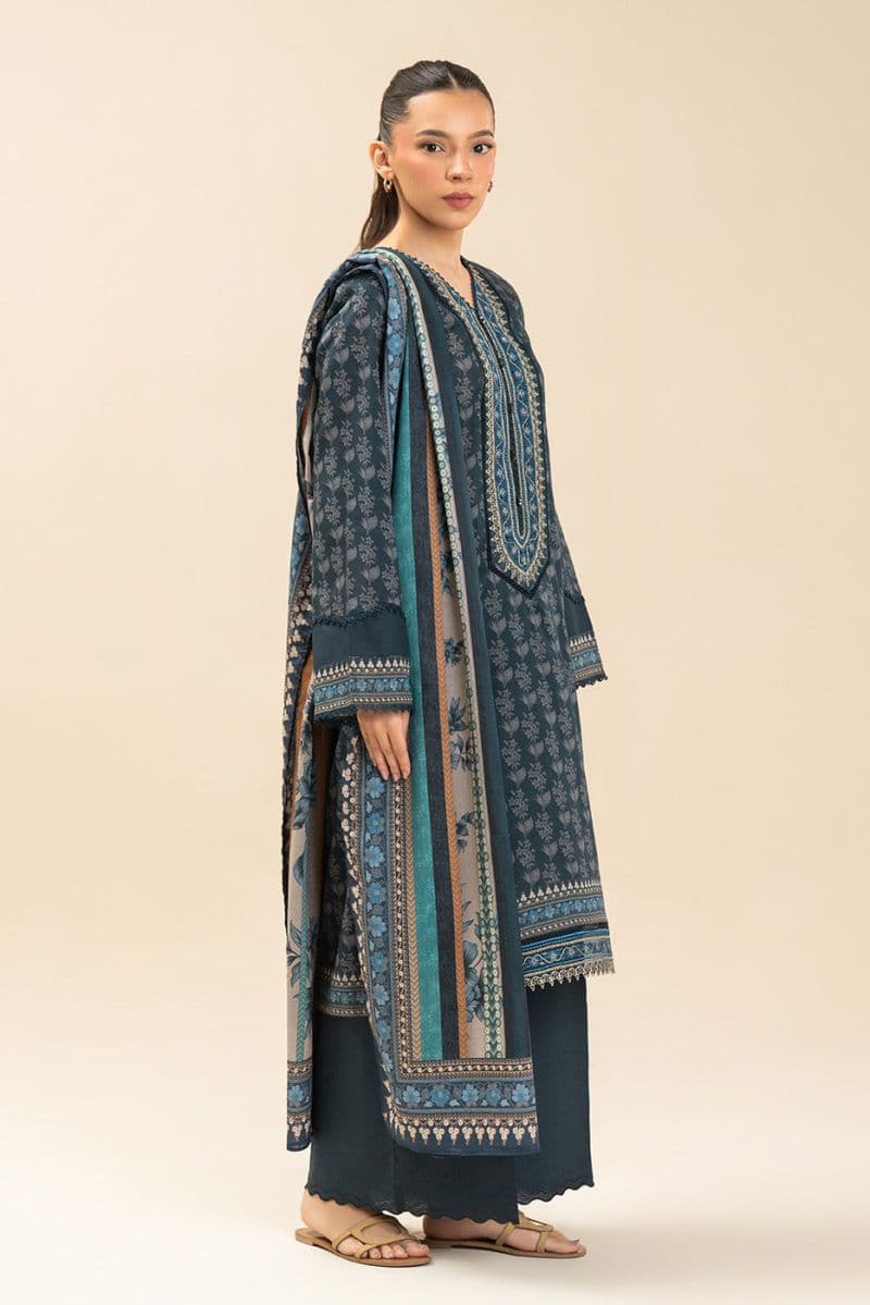 3 PIECE EMBROIDERED LAWN SUIT-MIDNIGHT TRADITION (UNSTITCHED) thumbnail
