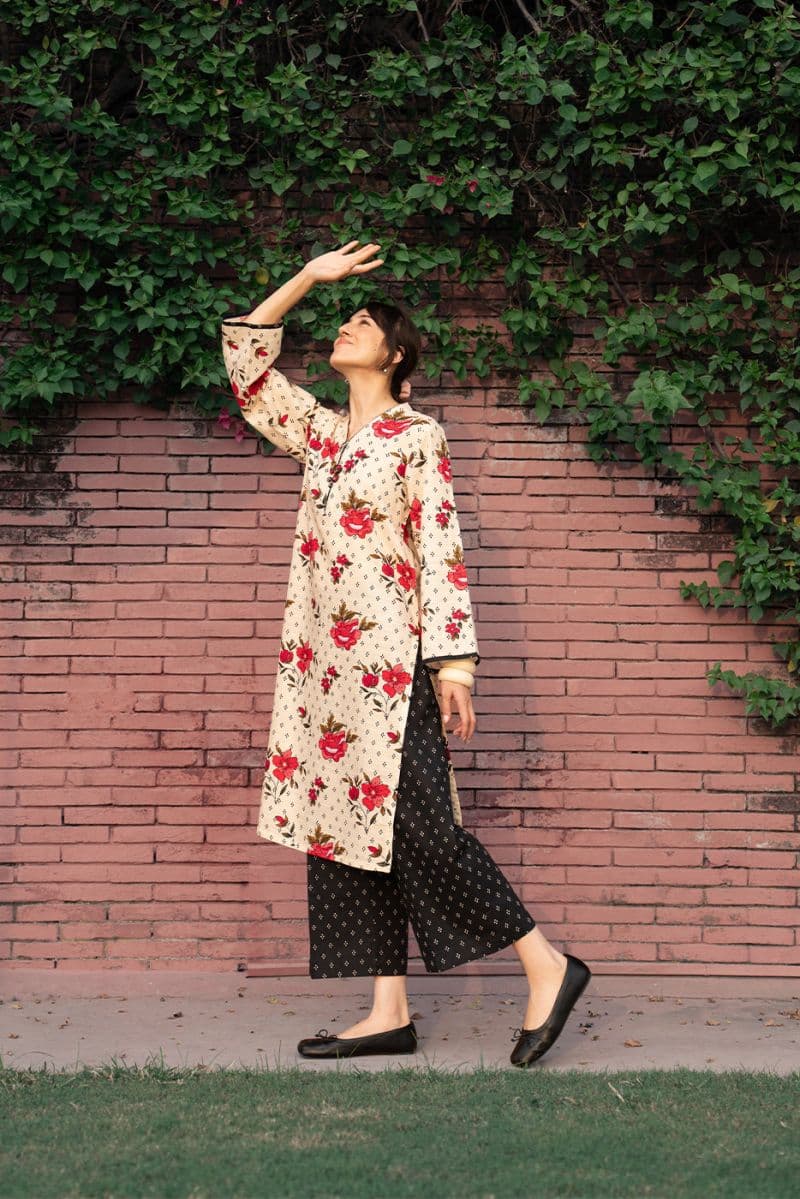PRINTED SLUB KHADDAR SHIRT (PRET) thumbnail