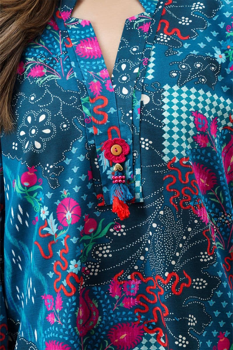 2 PIECE PRINTED SLUB KHADDAR SUIT (PRET) thumbnail