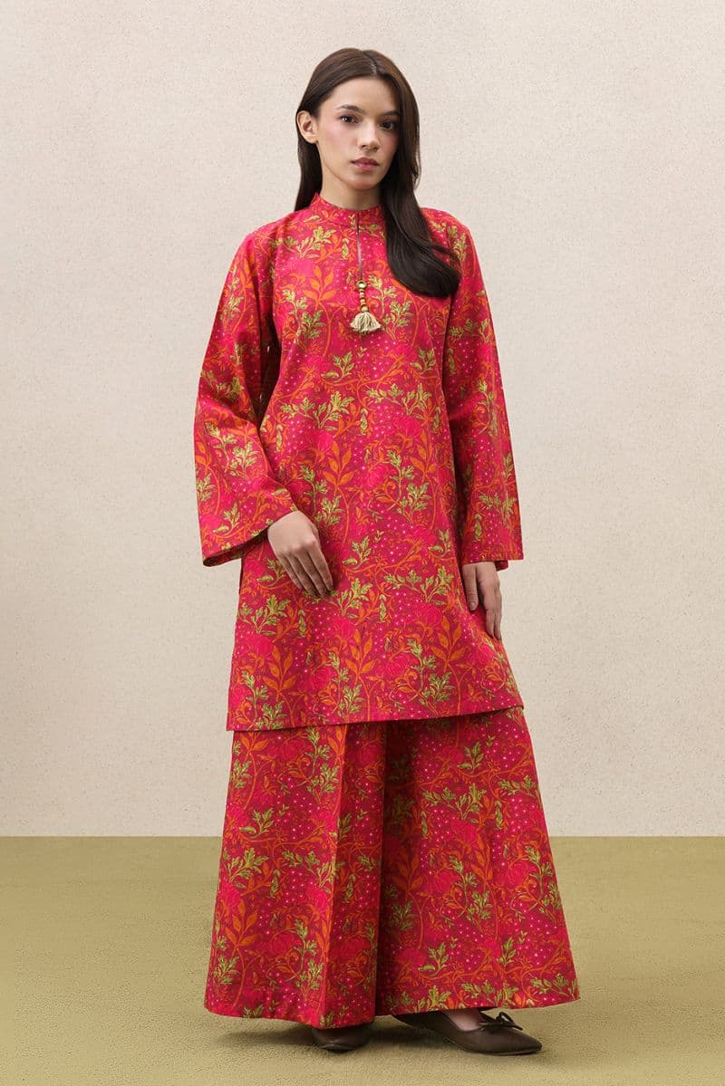 2 PIECE PRINTED SLUB KHADDAR SUIT (PRET) thumbnail