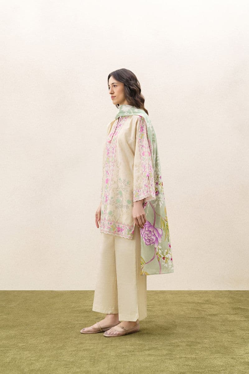 3 Piece Printed Khaddar Suit - Serence Chintz Unstitched thumbnail