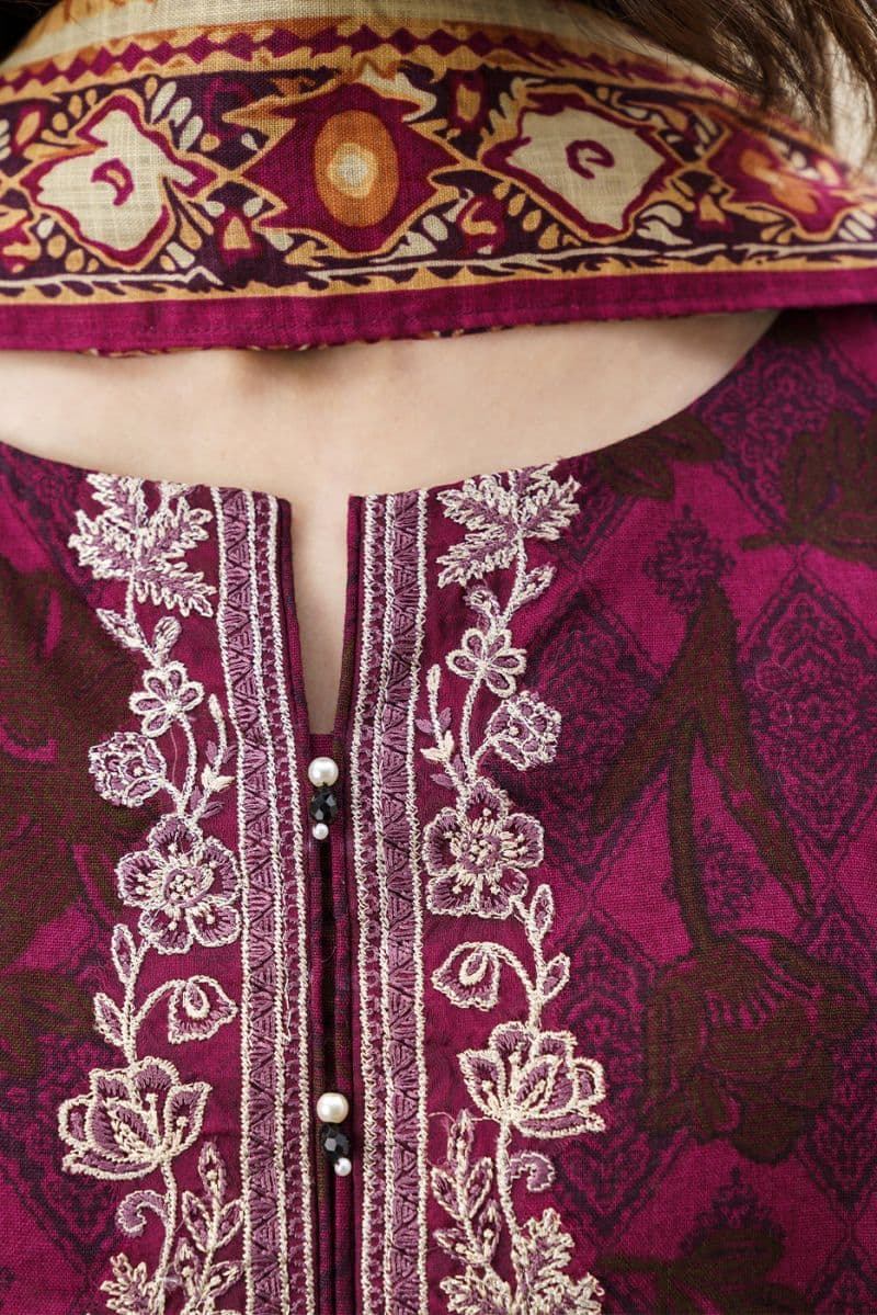 3 Piece Embroidered Khaddar Suit - Raze Mauve Unstitched thumbnail