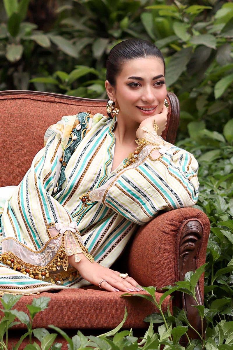 3 Piece Unstitched Embroidered Jacquard Suit thumbnail