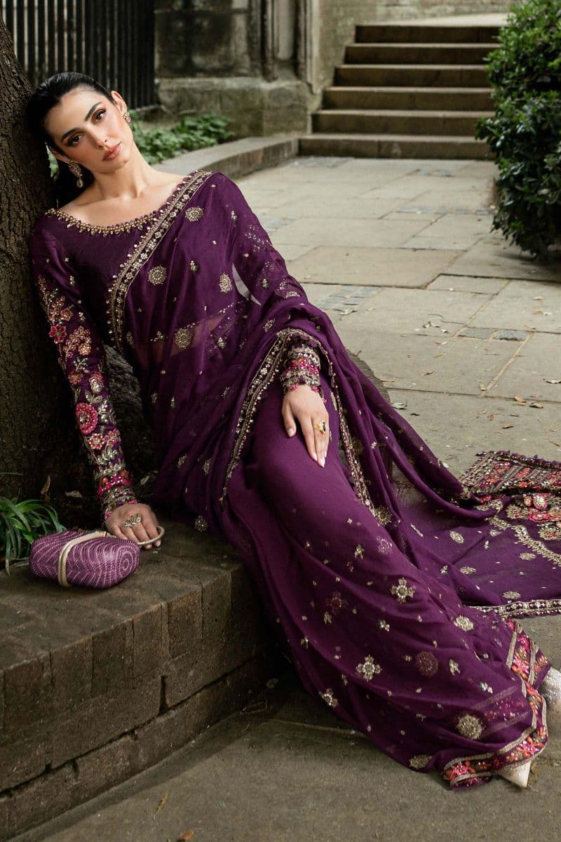 Unstitched Embroidered Chiffon Saree thumbnail