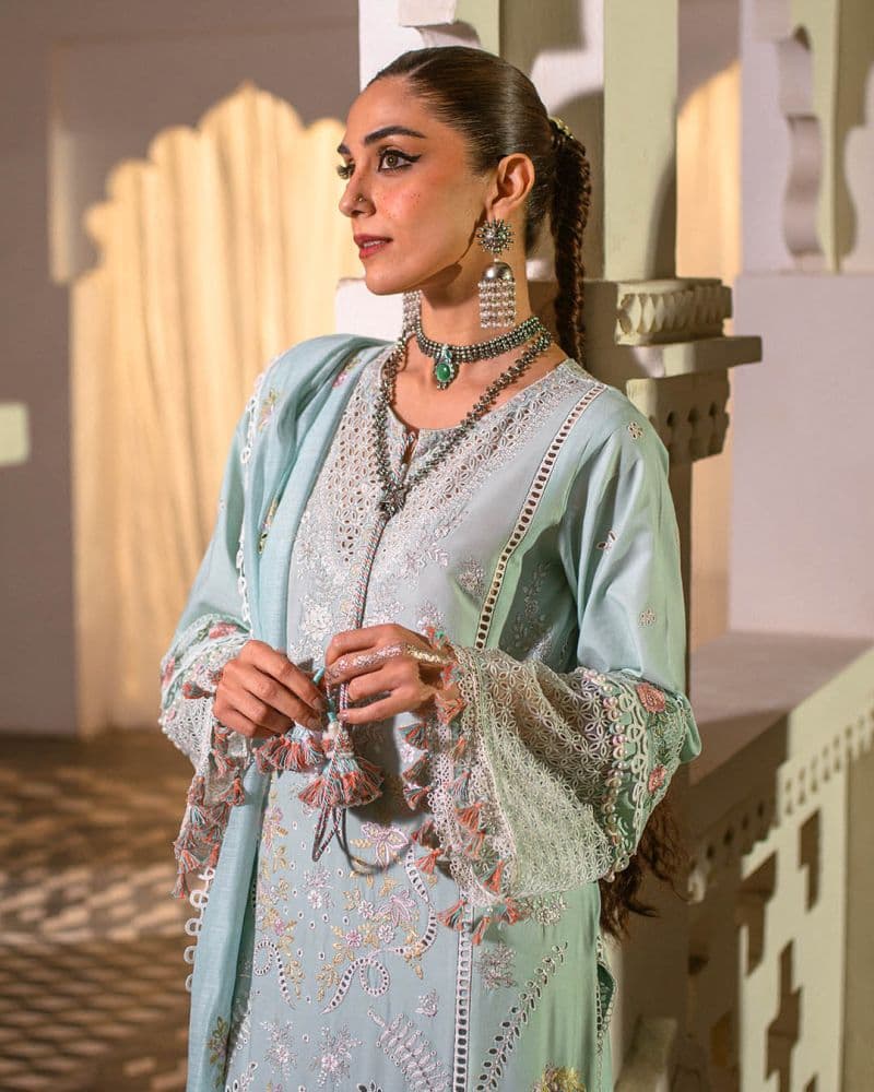 Embroidered Lawn Unstitched Suit thumbnail