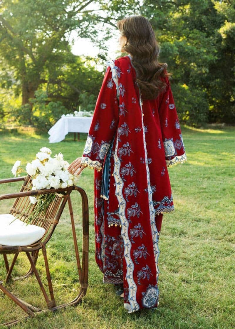 Embroidered Cambric 3 Piece Unstitched Suit thumbnail
