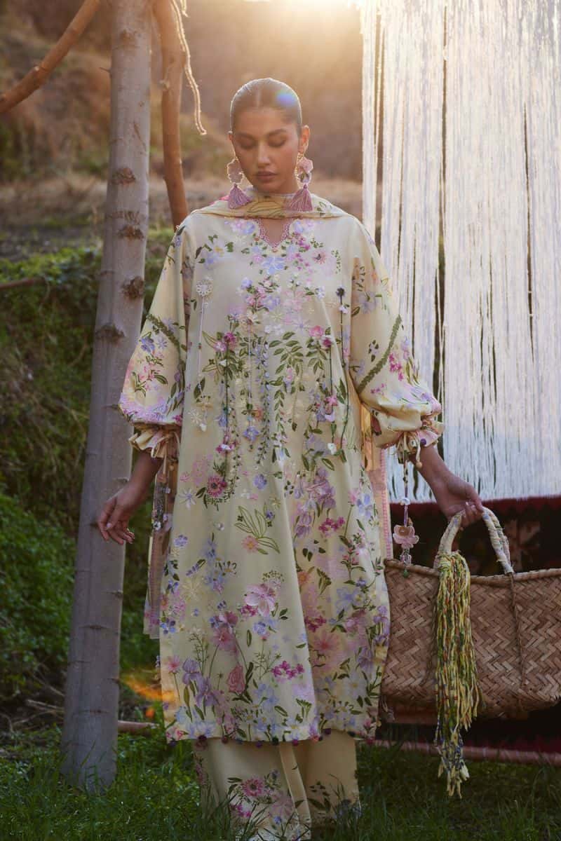 Embroidered Cambric 3 Piece Unstitched Suit