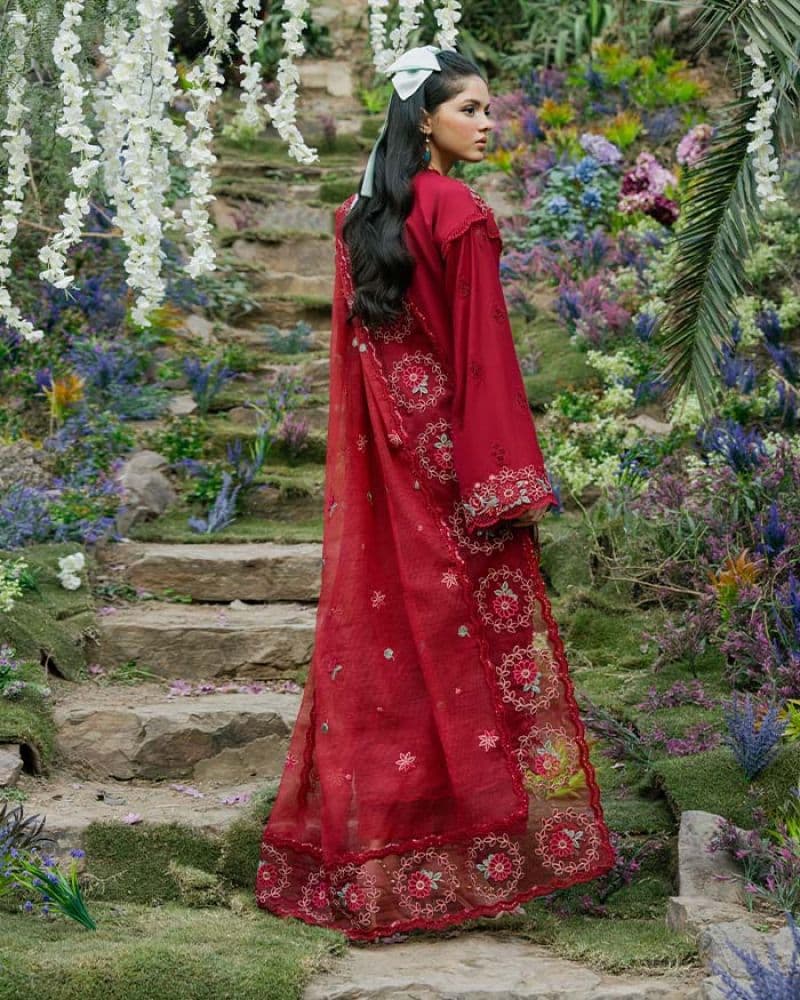 RED ROSE thumbnail