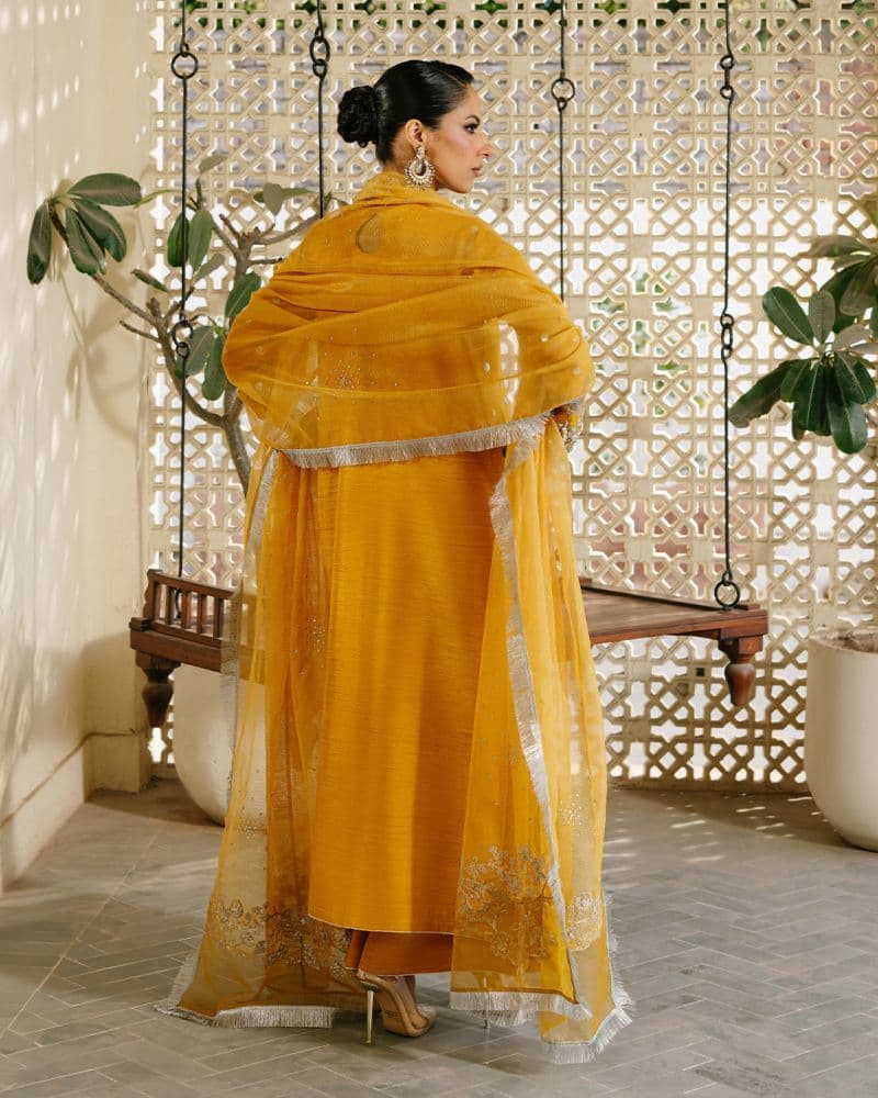 A Rich Ocar Yellow Jacquard Ready-to-Wear Suit thumbnail