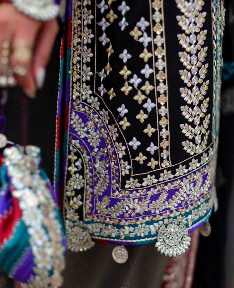 Embroidered Raw Silk 1 Piece Unstitched Suit thumbnail
