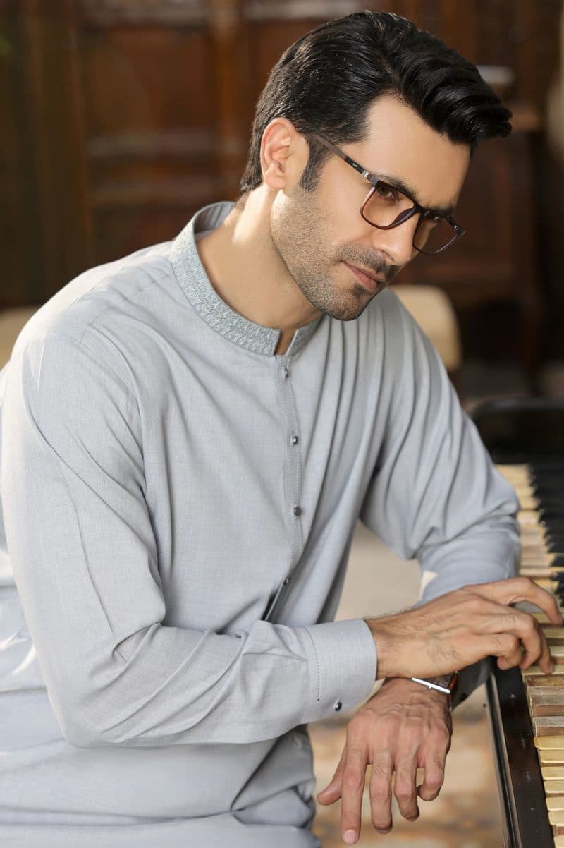 Light Grey Wash & Wear Shalwar Kameez thumbnail