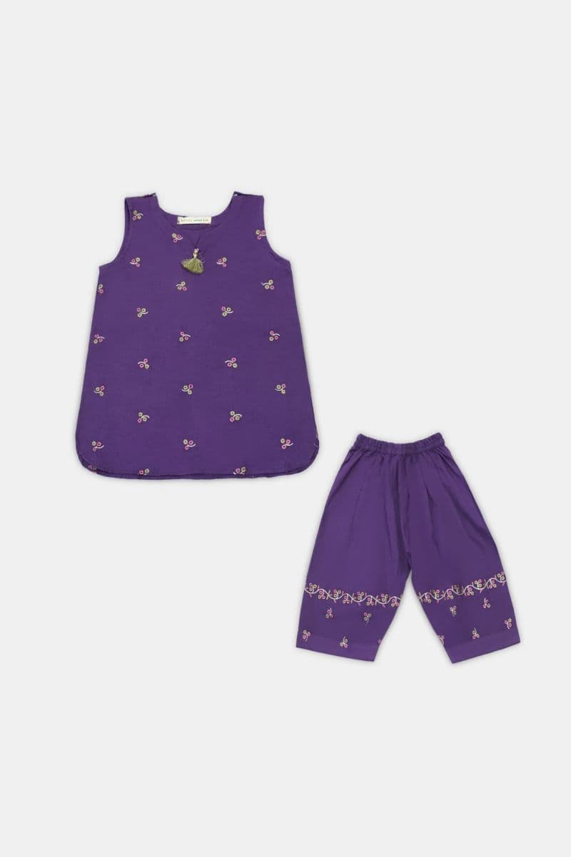 Embroidered Infant 2PC thumbnail