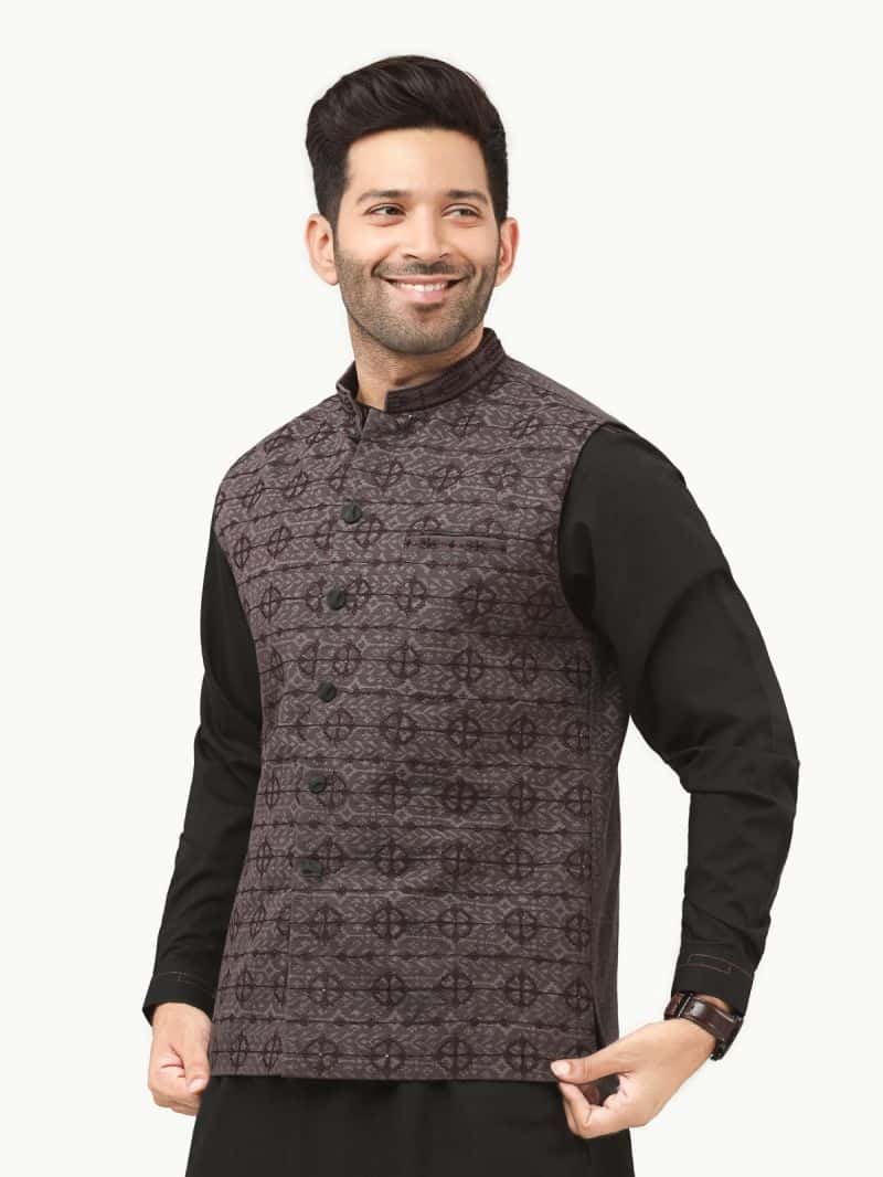 Embroidered Khaddar Waistcoat - EMTWCC22-120 - alternate view