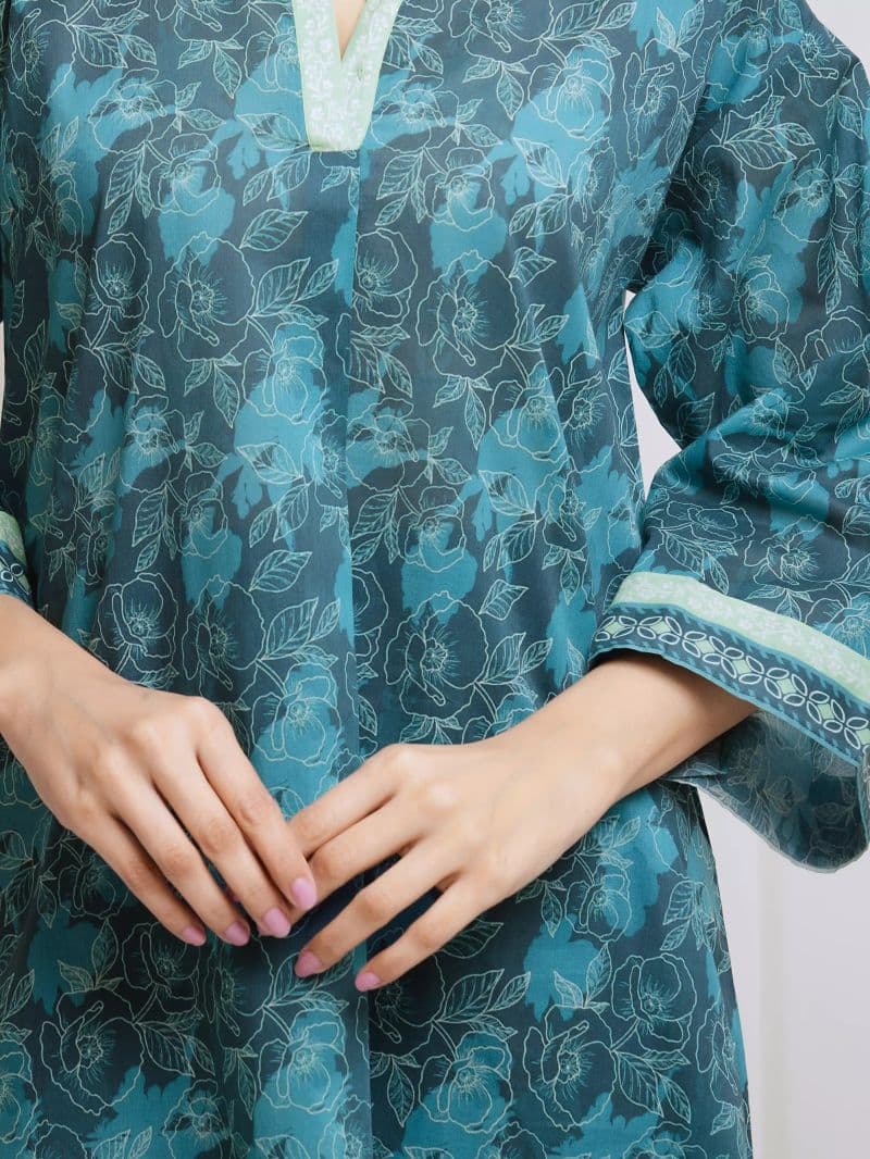 Printed Lawn Suit thumbnail