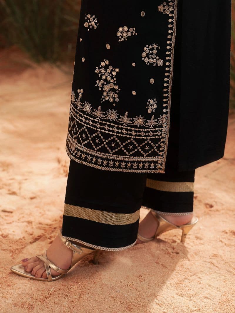 Embroidered Silk Suit - EWU6V16-32099-3P thumbnail