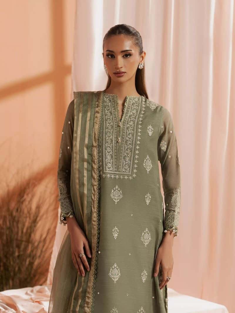 Embroidered Munar Suit - EWU6V21-32063-3P
