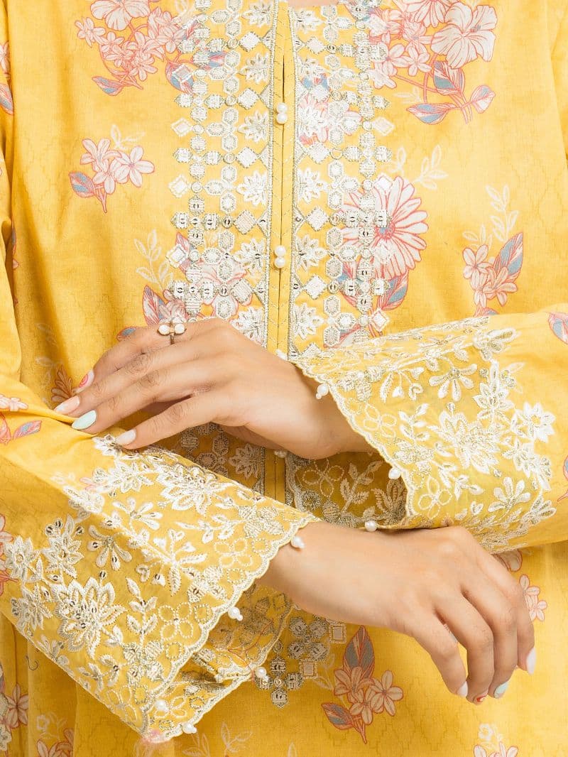 Embroidered Lawn Suit - EWU6V1-33019-3P thumbnail