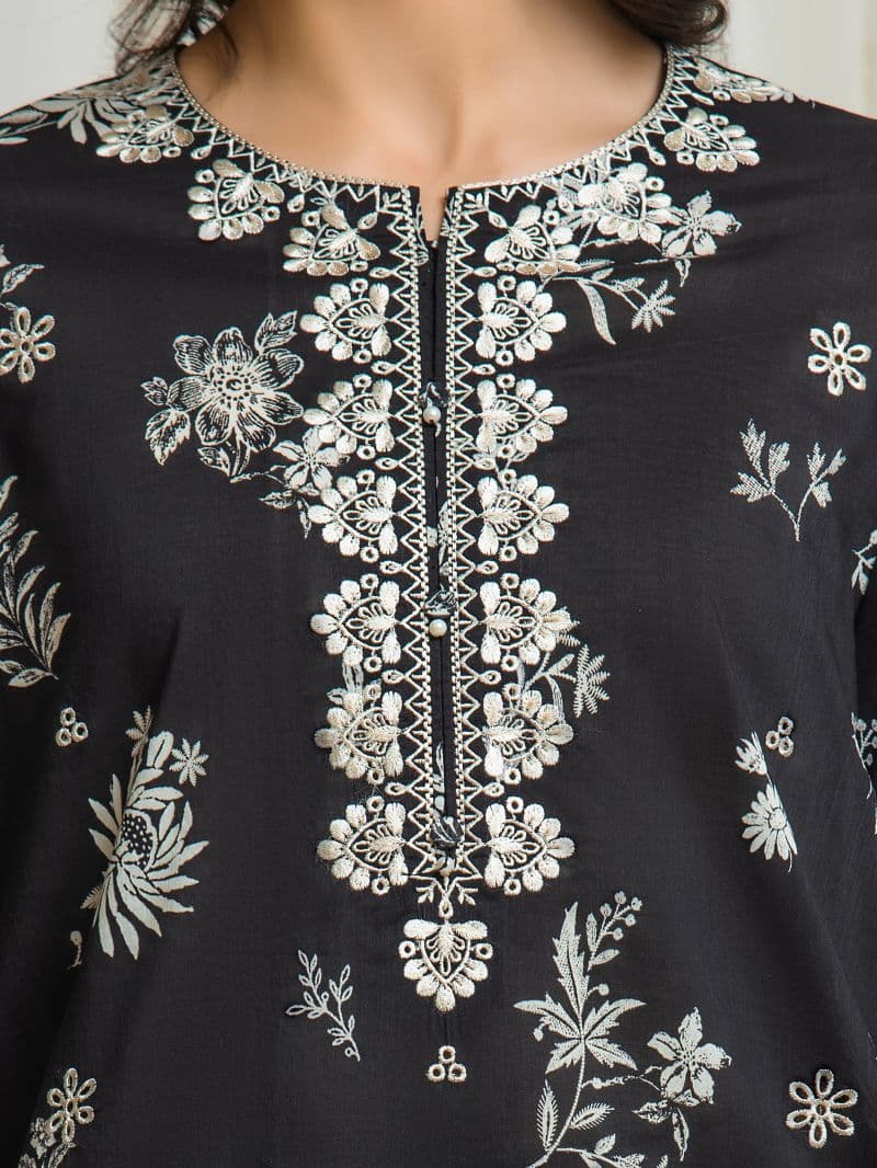 Embroidered Lawn Suit - EWU6V1-33014-3P thumbnail