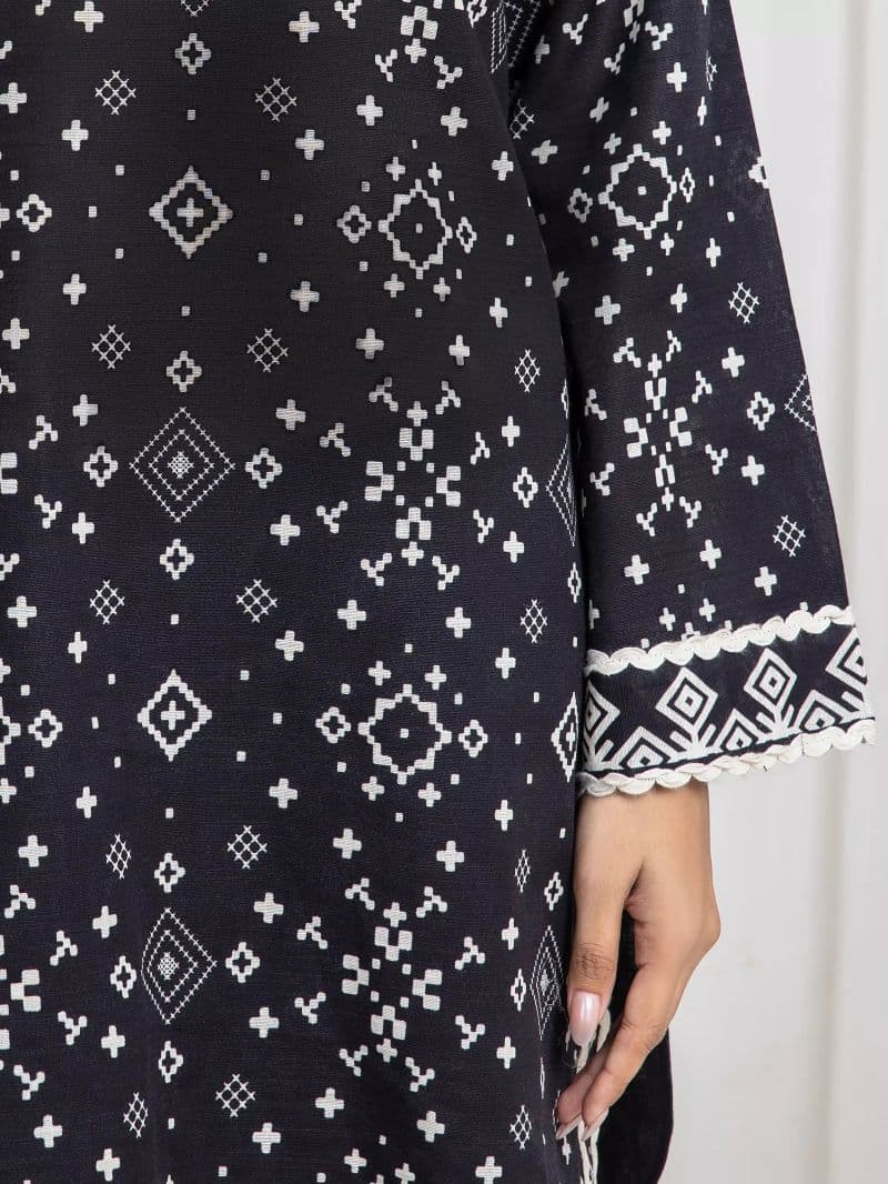 Printed Khaddar Suit - EWU6A3-37085-3P thumbnail