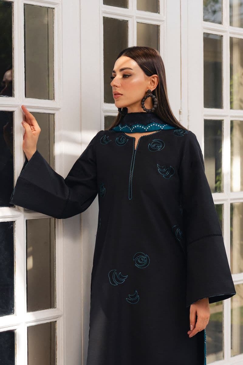 EMBROIDERED LAWN USE-9367 thumbnail