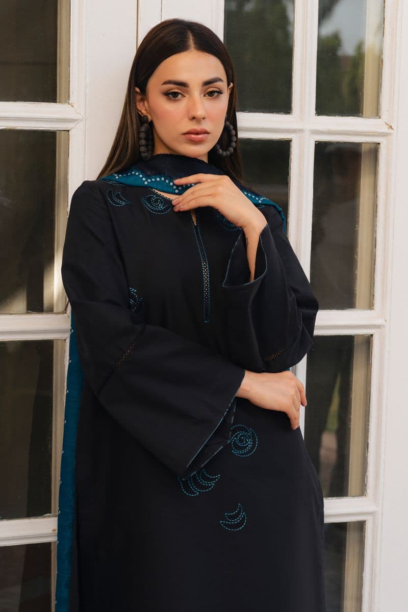 EMBROIDERED LAWN USE-9367 thumbnail