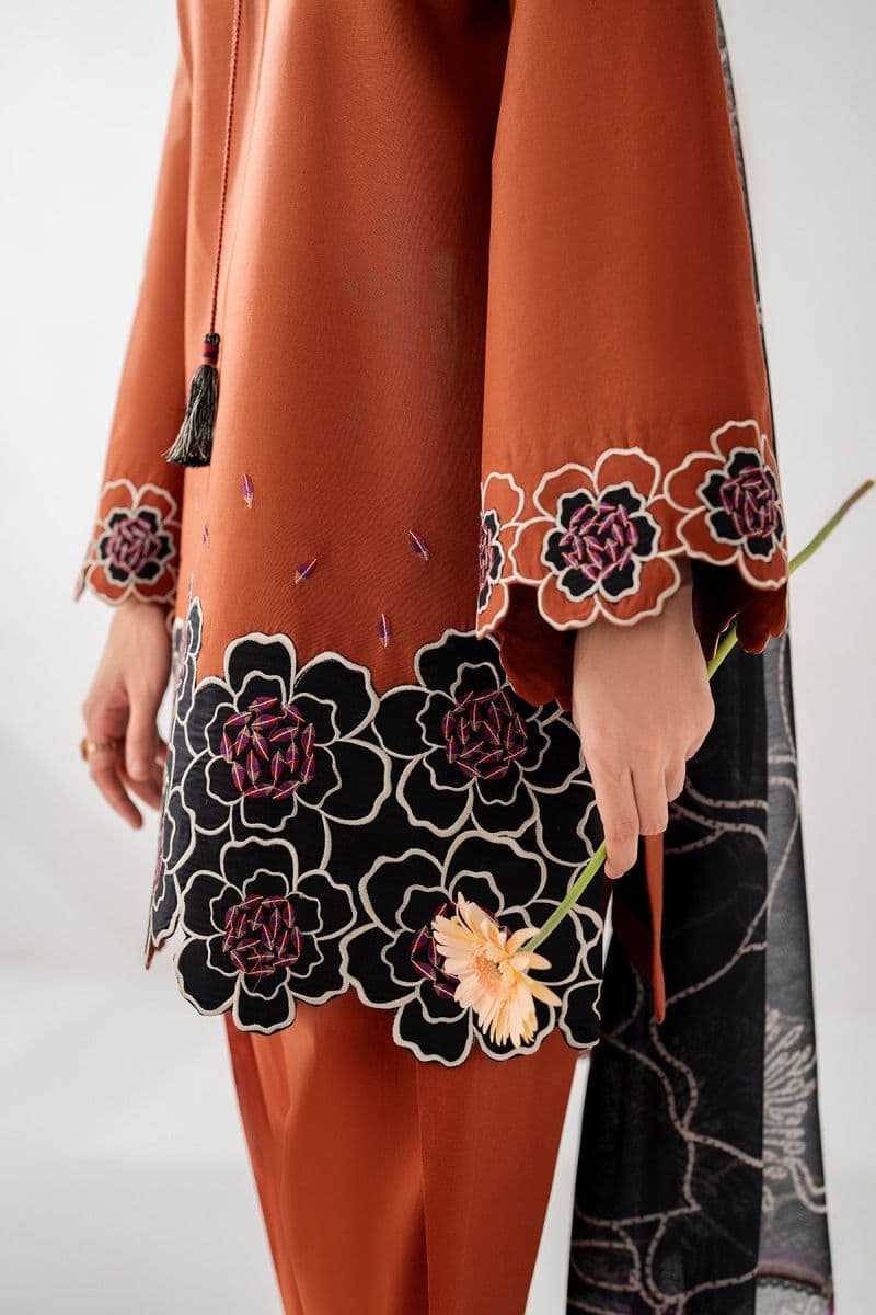 EMBROIDERED LAWN RTW-1304 thumbnail
