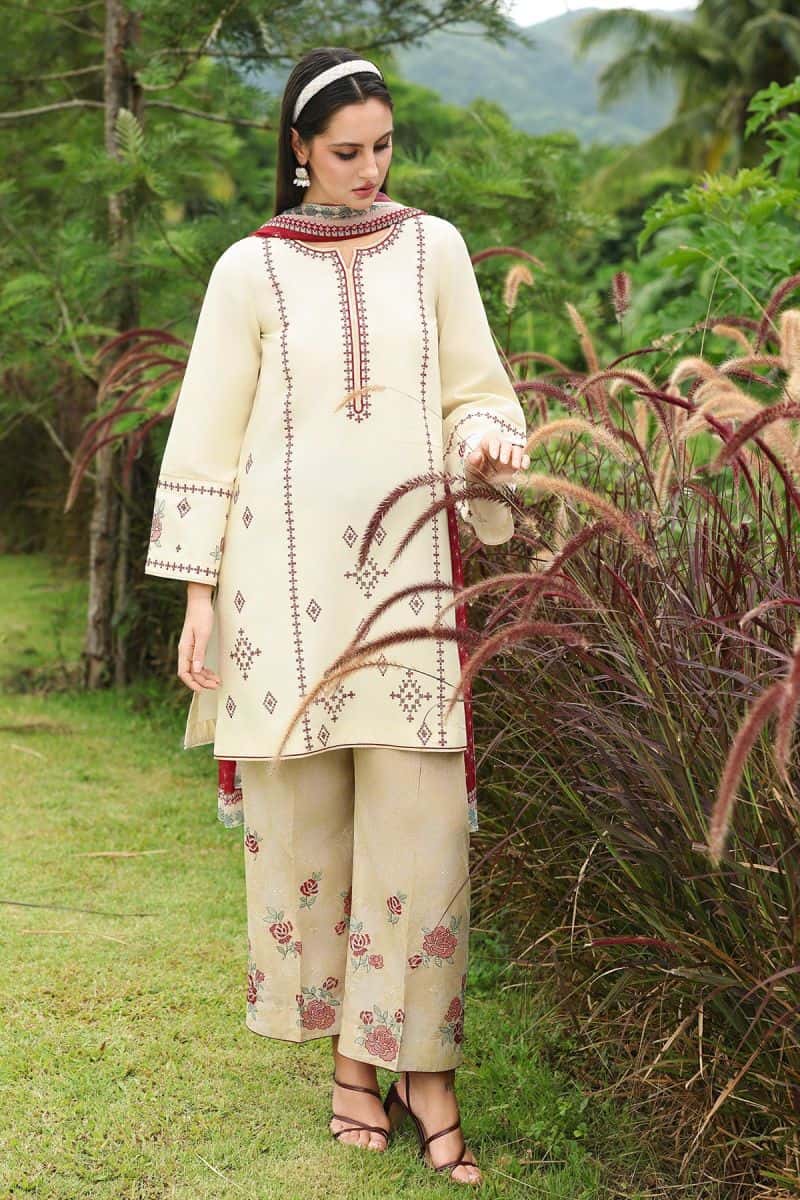 EMBROIDERED LAWN USE-9404 - alternate view