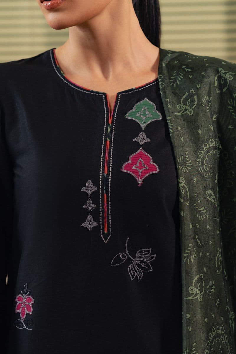 EMBROIDERED LAWN USE-9334 thumbnail