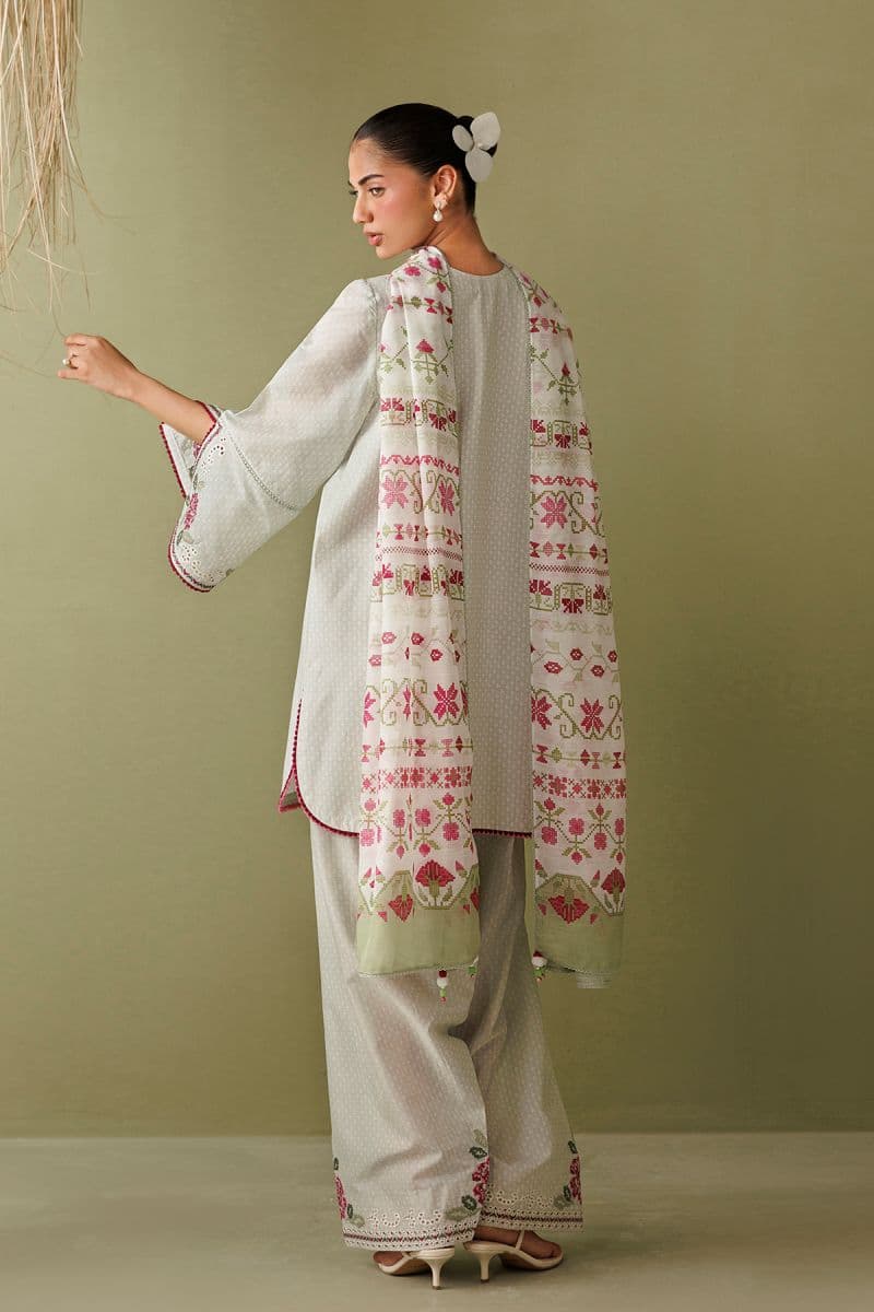 EMBROIDERED LAWN USE-9406 thumbnail