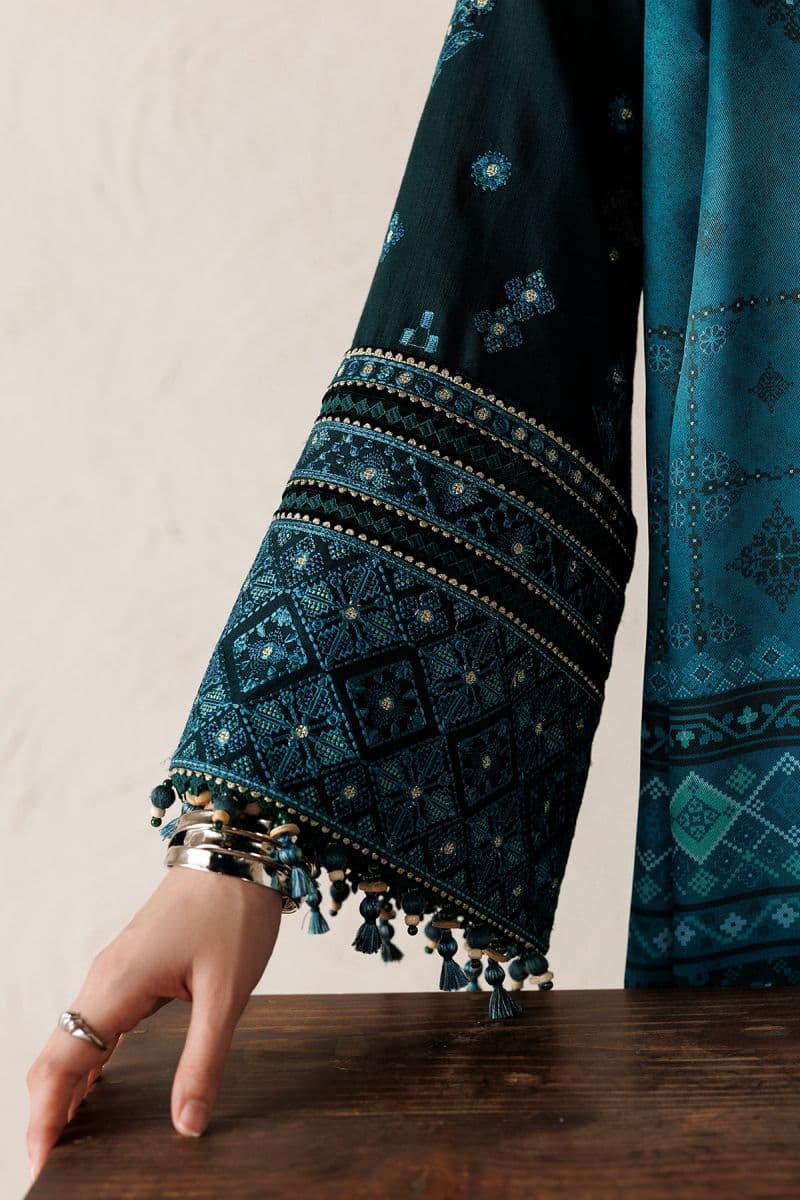 EMBROIDERED PREMIUM KHADDAR UW-0280 thumbnail