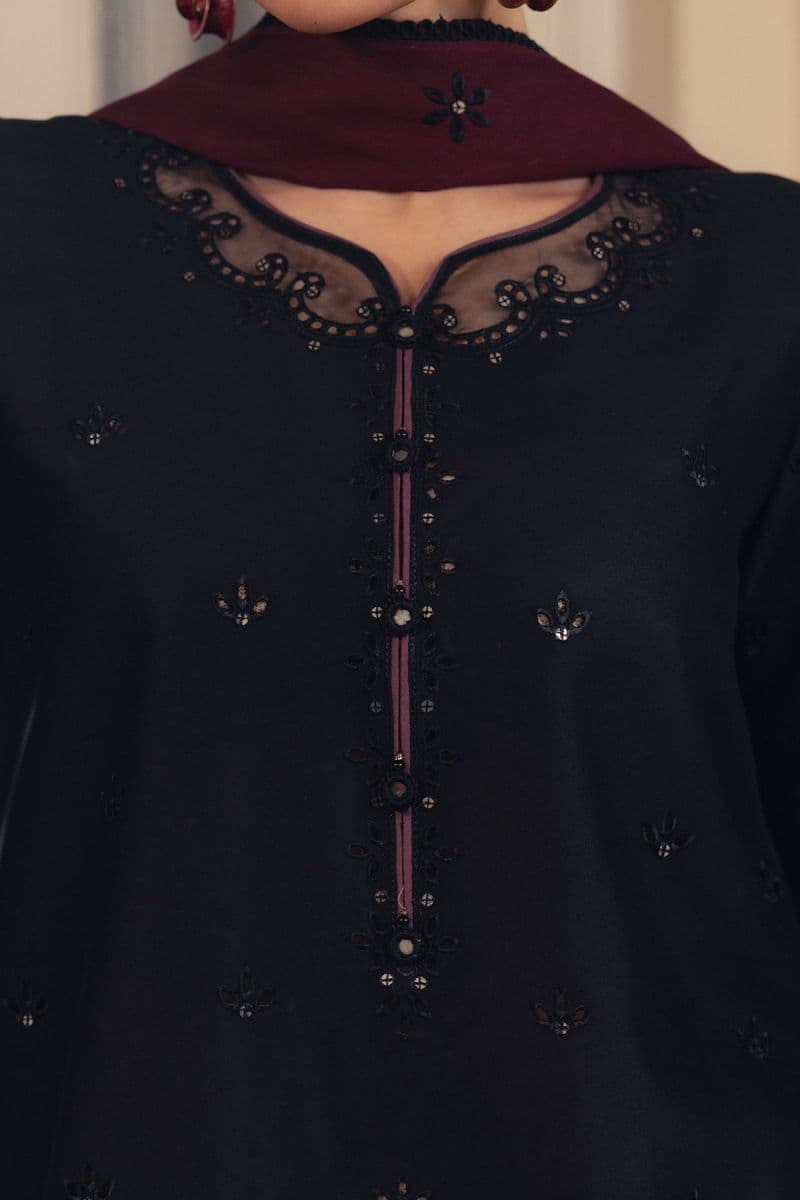 EMBROIDERED LAWN USE-9342 thumbnail