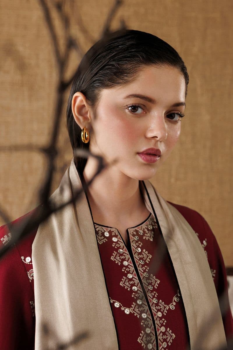 EMBROIDERED PREMIUM KHADDAR UW-0284 thumbnail