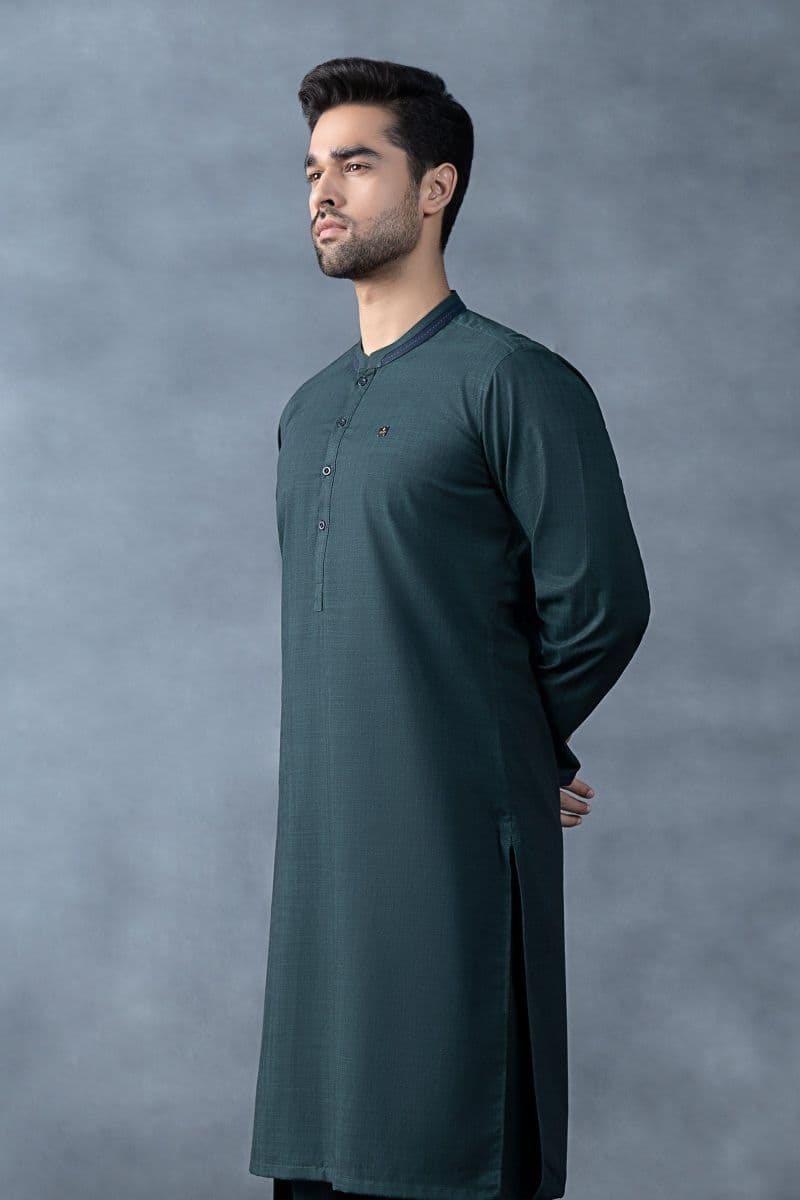 Nova Yarn Dyed Khaddar Kurta thumbnail