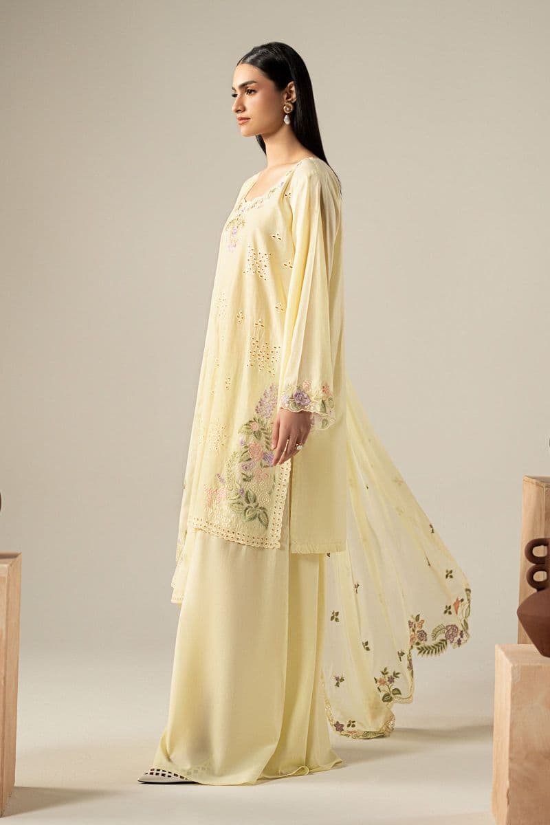 3 Piece Embroidered Lawn Suit thumbnail