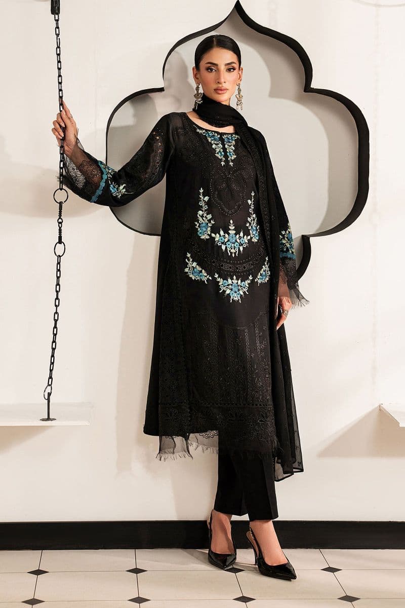 3 Piece Embroidered Lawn Suit thumbnail
